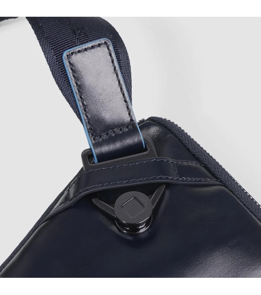 Сумка Piquadro Blue Square CA6897B2/BLU2 темно-синяя натур.кожа