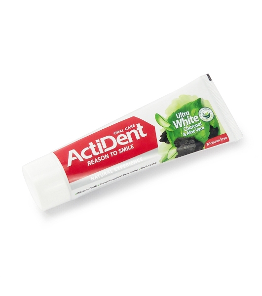 Зубная паста Active ACTIDENT отбеливающая Уголь и Алоэ вера Ultra White, без парабенов 100 г (512901006)