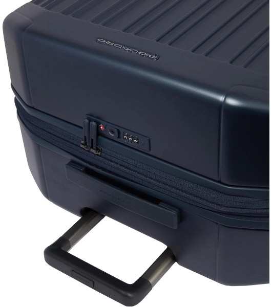 Чемодан Piquadro PQ Light BV6393PQL/BLUO, 45 х 69 х 30 см, 3.75кг, синий
