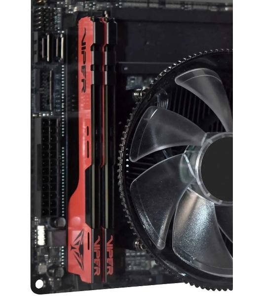 Оперативная память Patriot Viper Elite II, DDR4, 32GB (2x16 GB), 3200 MHz, CL18, DIMM, радиатор, красный, черный