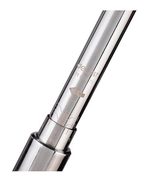 Динамометрический ключ предельный Deli DL17005010-50Нм, 3/8';, головка Cr-Mo, 72 зуба, точность +/- 3%, противоскользящая рукоятка, кейс