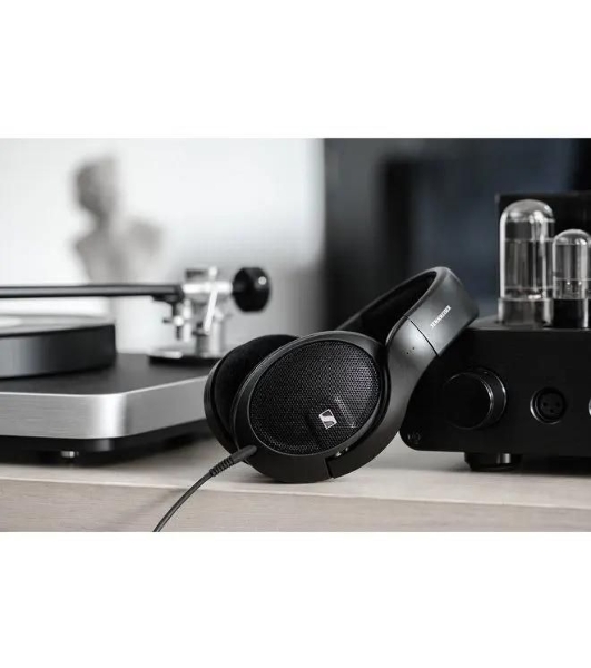 Наушники Sennheiser HD 560S накладные открытые 6-38000Гц съемный 3м, 6.3мм, Адаптер-переходник 6,3 мм/3,5 мм, 110дБ, 120 Ом, амбушюры велюр, черные