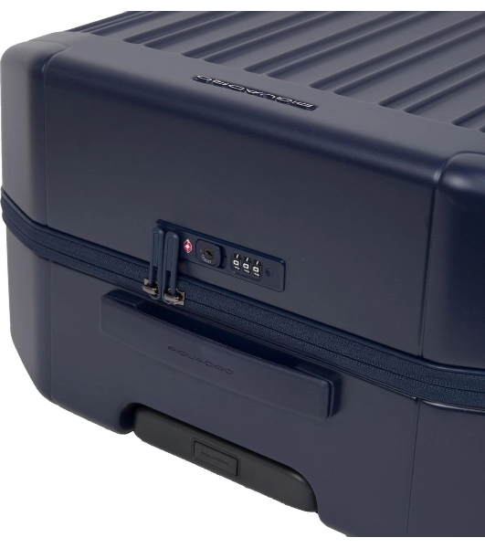 Чемодан Piquadro PQ Light BV4427PQL/BLUO, синий
