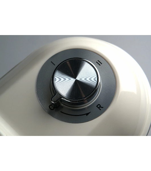 Мясорубка электрическая Horizont HMG02A-1800 белый, 1800 Вт, 1.6 кг/мин, реверс, защита от перегрузки, металлический лоток, насадки - 2