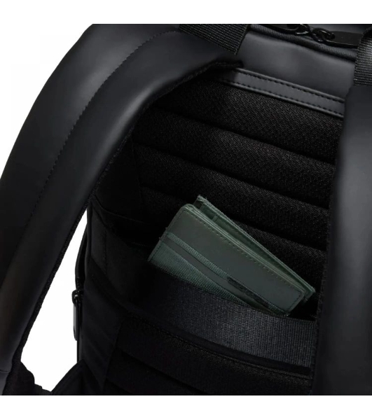 Рюкзак мужской Piquadro Corner 2.0 CA6465C2OW/N черный полиуретан/полиэстер