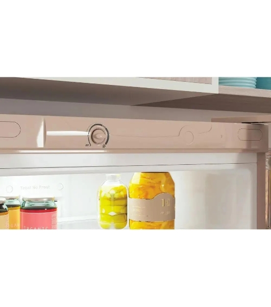 Холодильник Indesit ITR 4200 E бежевый двухкамерный 247/78л морозилка снизу