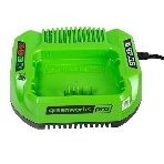 Зарядное устройство GreenWorks 60V (2932007)'Зарядное устройство Greenworks (модель) - используется для заряда аккумуляторных батарей Гринворкс 60 вольт на 2 А/ч,4 А/ч и 6 А/ч.Время зарядки данных аккумуляторов составляет: 2 А/ч = 60 минут; 4 А/ч = 120 минут.Зарядка оснащается системой автоматического отключения при достижении максимального заряда батареи для сохранения рабочих характеристик Li-Ion, а также специальным чипом, который защищает батарею от перегрева. Эти современные системы интеллектуального заряда обеспечивают сохранность дорогостоящего лития от преждевременной потери своих свойств и обеспечивают максимально возможный срок службы батареи. Для устойчивости зарядка имеет прорезиненные ножки. Для крепления на стену есть специальная проушина. На корпусе зарядки присутствую индикаторы заряда. Питание зарядного устройства осуществляется от сети 230 вольт переменного тока 50-60 Гц, 1,9 Ампер.Преимущества модели: Совместимость с аккумуляторами Greenworks 60V; Чип для защиты от перегрева, фото2