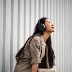 Беспроводные/проводные наушники Sennheiser Momentum 4 Wireless черный, полноразмерные, Bluetooth + Jack 3.5 мм, активное шумоподавление, до 60 ч, фото2