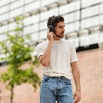 Беспроводные/проводные наушники Sennheiser Momentum 4 Wireless черный, полноразмерные, Bluetooth + Jack 3.5 мм, активное шумоподавление, до 60 ч, фото4