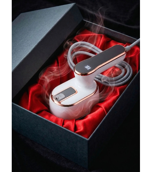 Отпариватель Eltronic 999-05 белый, 1500 Вт, 20 г/мин, 100 мл
