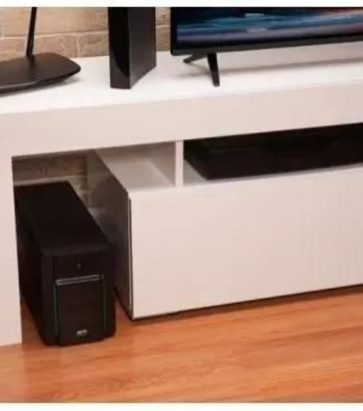Источник бесперебойного питания APC Easy UPS BVX BVX1600LI-GR/1600 ВА/900 Вт/4 х CEE 7 (евророзетка)