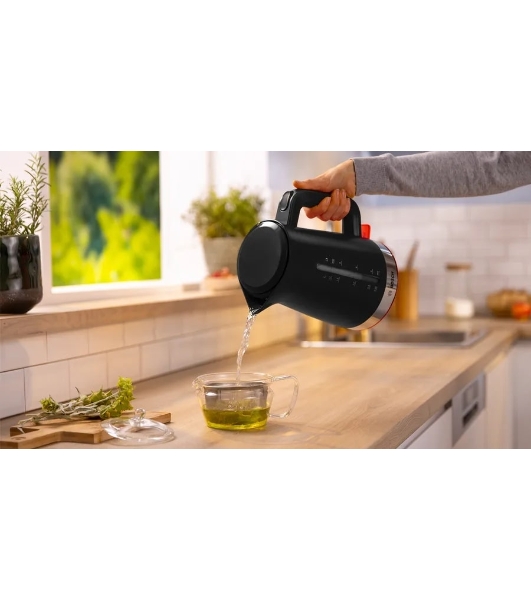 Электрочайник Bosch TWK4M223 черный, 1.7 л, 2400 Вт, скрытый нагревательный элемент