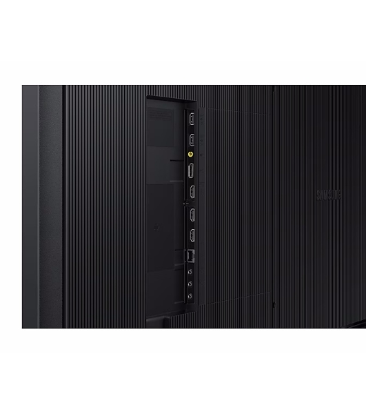 Дисплей Samsung QM55C