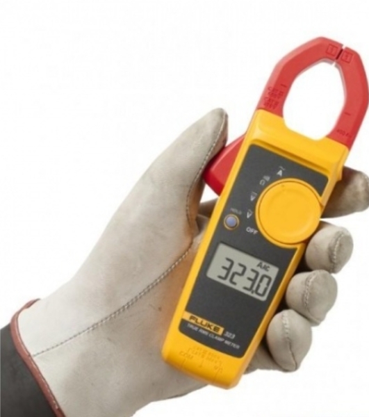 Токоизмерительные клещи Fluke 323/CN