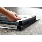 Встраиваемый духовой шкаф Electrolux COF6P76BX, Духовой шкаф электрический с конвекцией, объем 65 л, утапливаемые переключатели, 9 режимов, автопрограммы, очистка пиролитическая, 3 стекла в дверце, направляющие проволочные + телескопические (1 уровень), фото 1
