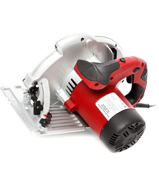Дисковая пила RedVerg RD-CS220-85. 2200Вт; диск 235/30мм; 4700 об/мин; пропил: при 90'' - 85 мм, при 45'' - 62 мм; алюм подошва