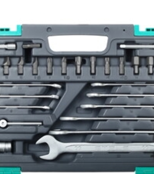 Набор инструментов Stels 14105, 1/2'' 1/4'' CrV пластиковый кейс  82 предм.