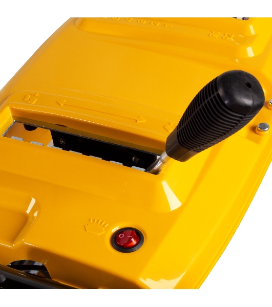 Бензиновая снегоуборочная машина Denzel SBL 711D PRO, 302cc, эл.старт, фара, обогрев, блок. дифф.