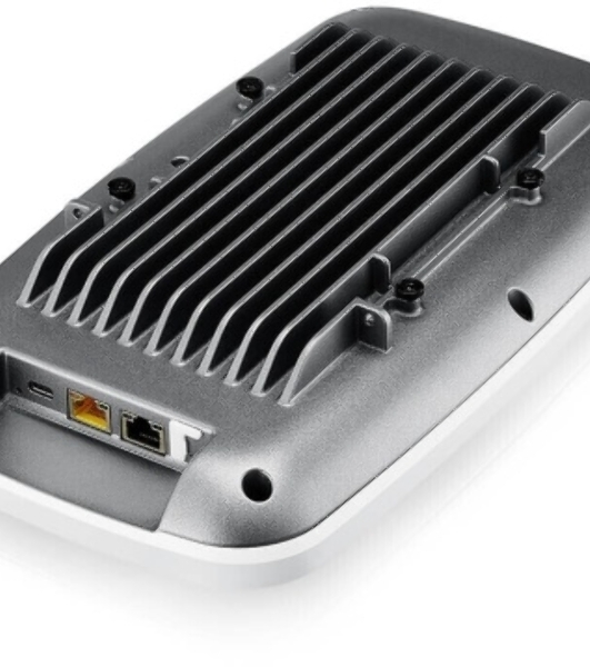 Точка доступа Zyxel NebulaFlex WBE660S, WiFi 7, 802.11a/b/g/n/ac/ax/be (2,4 и 5 ГГц), MU-MIMO, Smart Antenna, антенны 4x4, до 1376+8640 Мбит/с, 1xLAN 10GE, 1xLAN GE, PoE, защита от 4G/5G, BLE Beacon