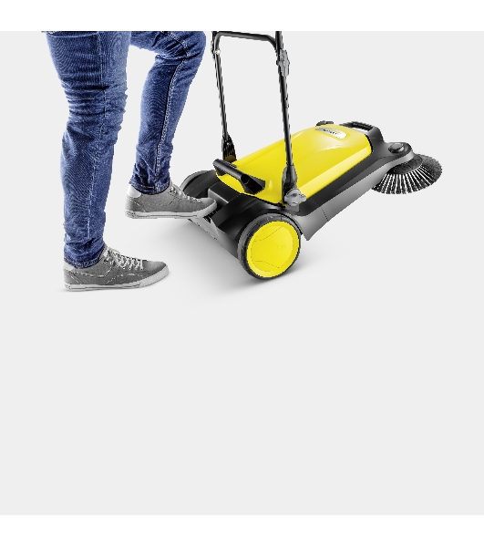Подметальная машина ручная Karcher S 4 Twin 20 л, 2400 м²/ч