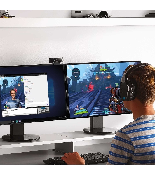 Веб-камера Logitech C922 Pro Stream 1920x1080, 30 кадр/с, USB Type-A, микрофон (2 шт, шумоподавление), автоматическая фокусировка, автоосвещение, универсальное крепление