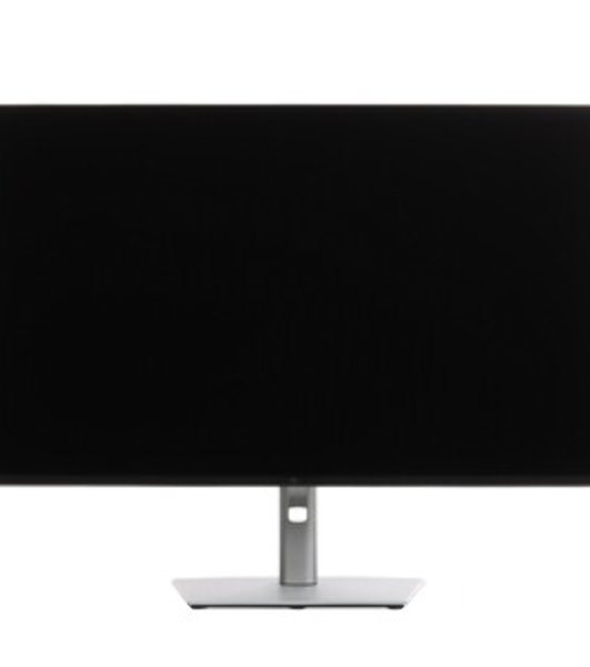 Монитор 31.5' Dell P3225QE IPS 3840x2160, 100 Гц, 5 мс, 16:9, 350 кд/м², HDMI 2.1, DP 1.4, USB-C (90 Вт), Ethernet (1 Гбит), 3xUSB 3.2, Adaptive-Sync, черный/серебристый