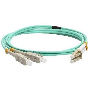 Патч-корд оптический LANMASTER, дуплексный, LC/PC-SC/PC, OM3, LSZH, 2.0 м