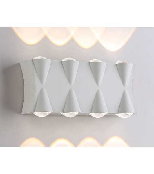 Светильник Ambrella light ST4490/8 WH белый LED 4200K 8W IP54 190*80*45