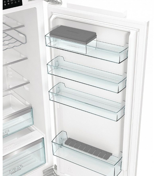 Встраиваемый холодильник Gorenje NRKI519E82WF, 193 см, электронное управление, цифровой дисплей, Wi-Fi, NoFrost Dual, Multiflow 360, контейнер CrispZone с контролем влажности, функция ConvertActive, AdaptTech, MultiAdjust, жесткое крепление, инверторный компрессор, уровень шума 35 дБ