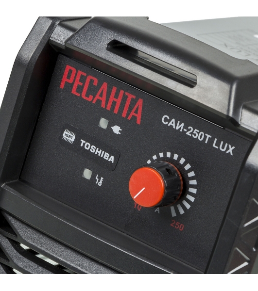 Сварочный аппарат Ресанта САИ-250Т LUX инвертор ММА DC 9.5кВт