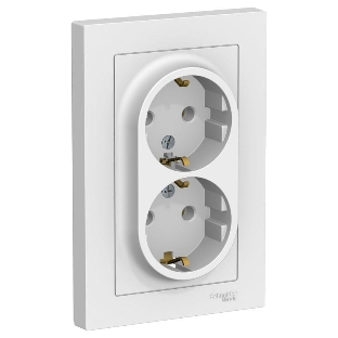 Розетка 2-м AtlasDesign с заземл. 16А в сборе белый SchE ATN000124