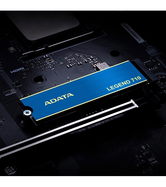 Накопитель SSD ADATA LEGEND 710, 512Gb, PCIe 3.0 x4, M.2 2280, NVMe, R/W 2400/1600, с радиатором