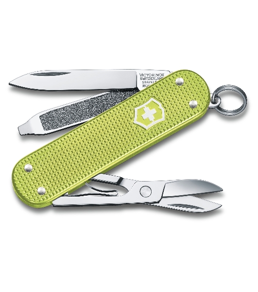 Нож перочинный Victorinox Classic Lime Twist (0.6221.241G) 58мм 7 функций карт.коробка
