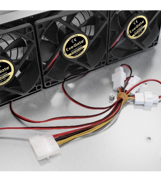 Серверная платформа ExeGate EX292416RUS Pro 2U550-HS08 RM 19', высота 2U, глубина 550, Redundant БП 2x1000W, 8xHotSwap, USB