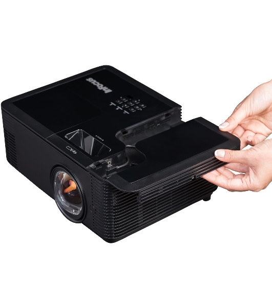 Проектор INFOCUS IN136ST DLP, 4000 ANSI Lm,WXGA (1280x800), 28500:1, 0.521:1, 3.5мм in,Composite video, VGA, HDMI 1.4a x3 (поддержка 3D), USB-A (для SimpleShare и др.), лампа 15000ч.(ECO mode),3.5мм out, Monitor out(VGA),RS232,RJ45,21дБ, 4,5 кг.