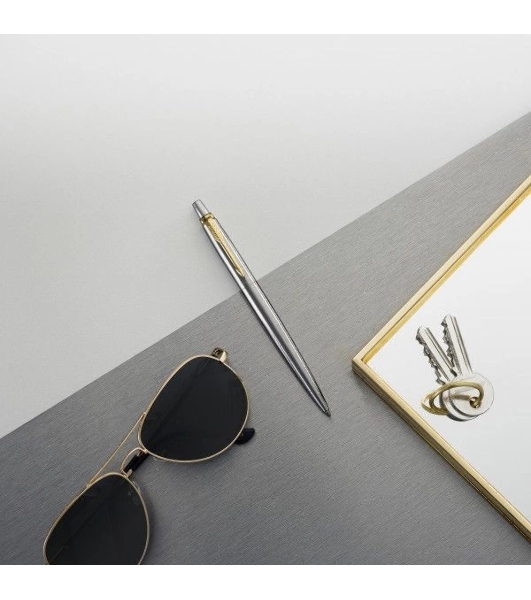 Ручка шариковая Parker Jotter Core K691 (CW1953182) Stainless Steel GT, M, синие чернила, подарочная коробка