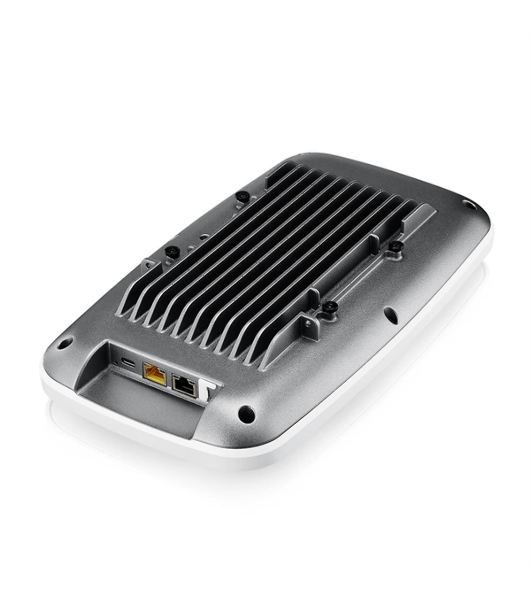 Точка доступа Zyxel NebulaFlex WBE660S, WiFi 7, 802.11a/b/g/n/ac/ax/be (2,4 и 5 ГГц), MU-MIMO, Smart Antenna, антенны 4x4, до 1376+8640 Мбит/с, 1xLAN 10GE, 1xLAN GE, PoE, защита от 4G/5G, BLE Beacon