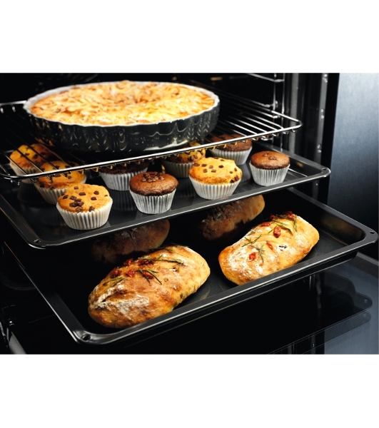 Встраиваемая электрическая духовка Electrolux EOF4P56X