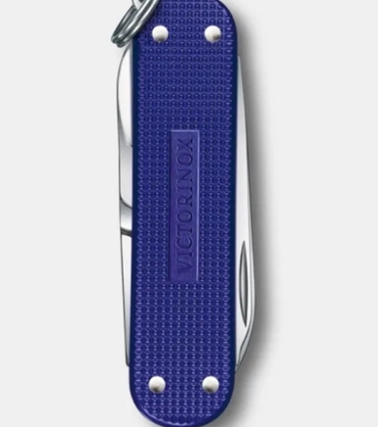 Нож перочинный Victorinox Classic Night Dive (0.6221.222G) 58мм 7функц. карт.коробка