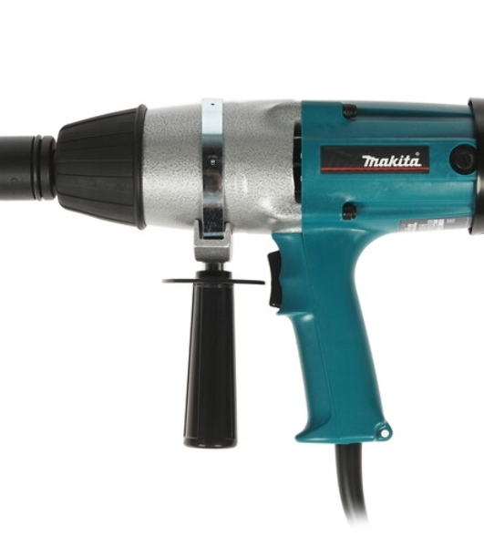Гайковерт Makita 6906 Гайковерт ударный 6906 850Вт,1600у\м,588Нм,квадрат 3\4',5кг,чем,М16-М22